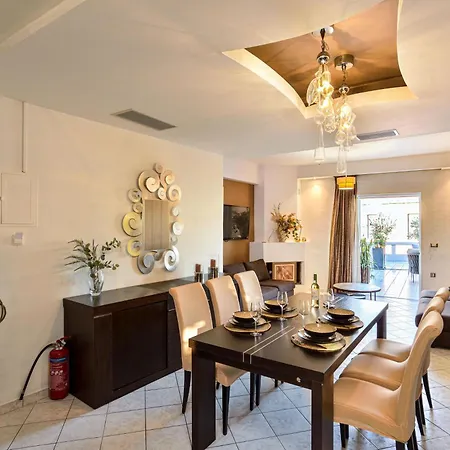 Arieldine Luxury 2 Apartment *