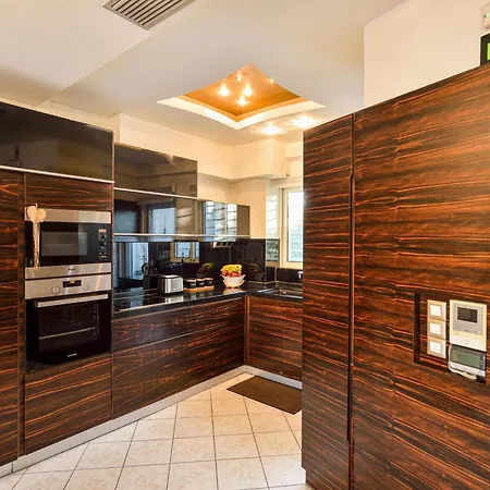 Arieldine Luxury 2 *